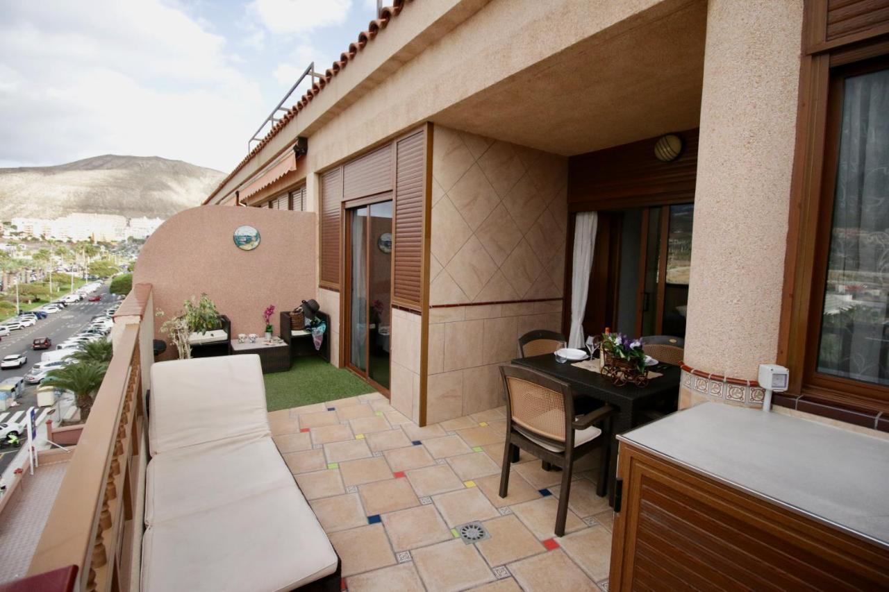 Ohana Atico Avenida Chayofita Appartement Los Cristianos  Buitenkant foto