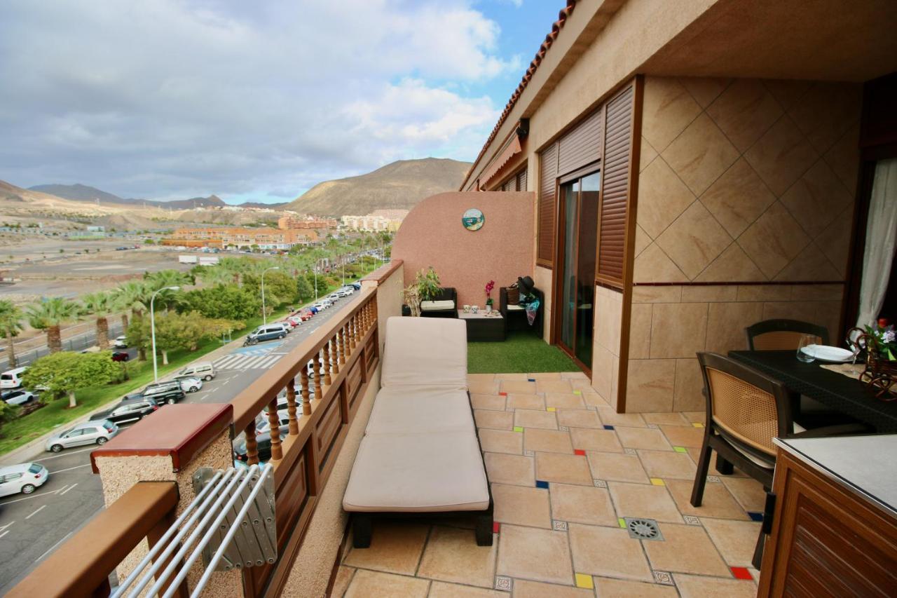 Ohana Atico Avenida Chayofita Appartement Los Cristianos  Buitenkant foto