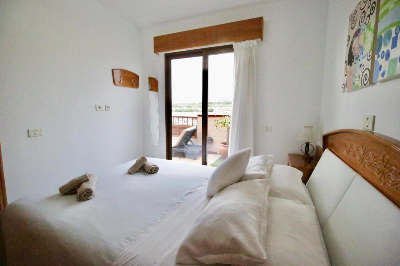 Ohana Atico Avenida Chayofita Appartement Los Cristianos  Buitenkant foto